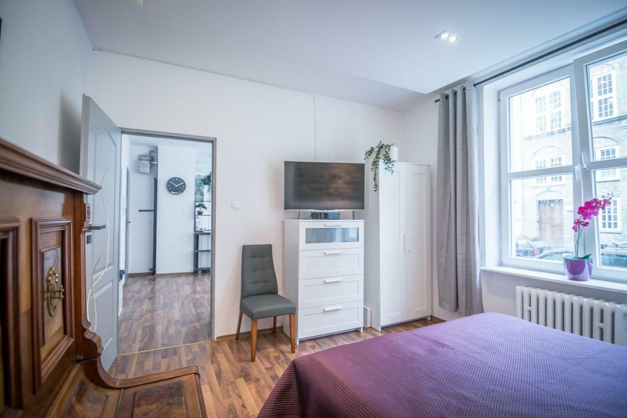Piano Old Town Ogarna Apartment กดัญสก์ ภายนอก รูปภาพ